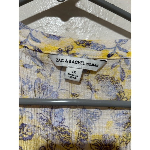 Zac & Rachel Woman 1X Yellow Blue Floral V-Neck Sleeveless Tassel Blouse Top - Picture 6 of 6